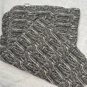 Kate Quinn the woods fern frond quilt